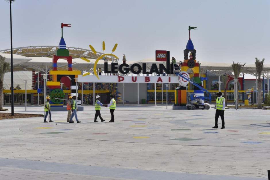 Первый на Ближнем Востоке: в Дубае открылся парк Legoland