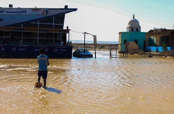 Из-за наводнения в Египте погибли 26 человек: фото- и видеофакт