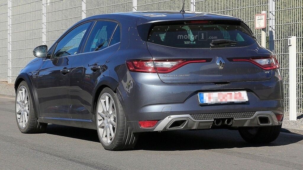 Renault Megane RS оснастят турбированным 2,0-литровым двигателем: фото