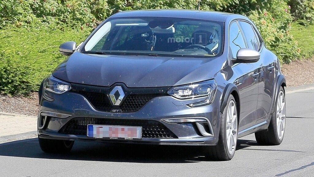 Renault Megane RS оснастят турбированным 2,0-литровым двигателем: фото