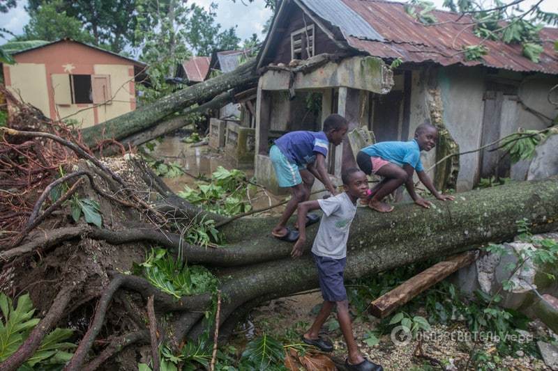 Ситуація катастрофічна: буря десятиліття забрала життя понад 100 осіб на Гаїті
