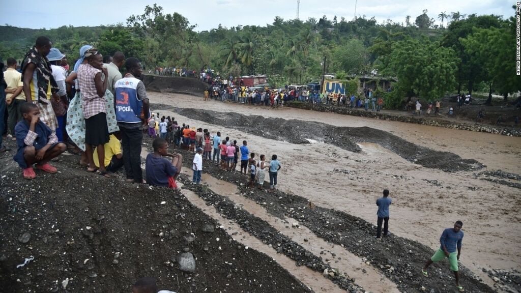 Ситуация катастрофическая: буря десятилетия унесла жизни более 100 человек на Гаити. Опубликованы фото и видео.