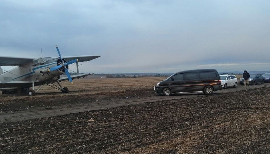 СБУ задержала самолет с российской контрабандой 