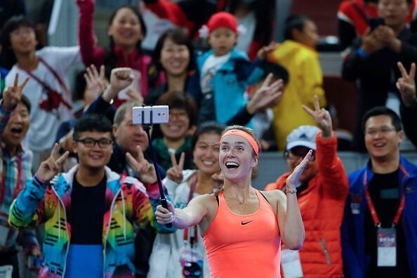 Свитолина вышла в полуфинал крупного теннисного турнира, обыграв москвичку: яркие фото