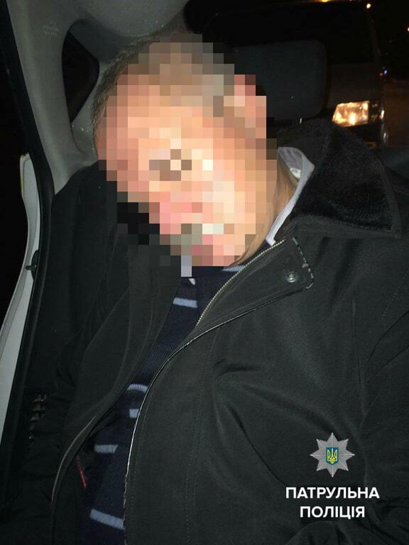 В Киеве пьяный водитель предлагал копам взятку 