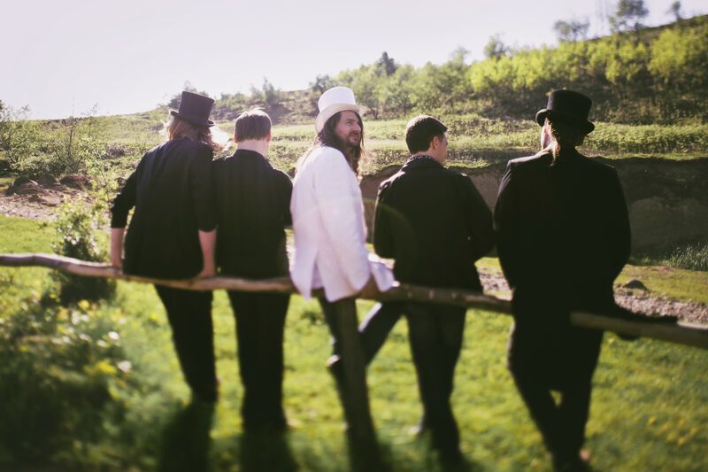 Група Rock-H зробила зухвалу пропозицію Каті Осадчій