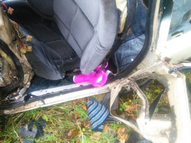 На Николаевщине лоб в лоб столкнулись два авто: погибли 3 человека, 4 ранены – фотофакт