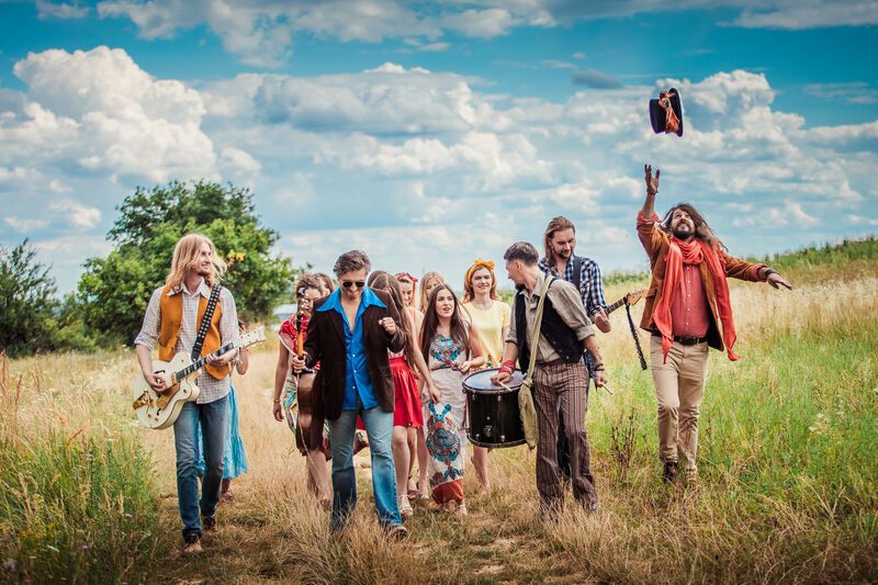 Група Rock-H зробила зухвалу пропозицію Каті Осадчій