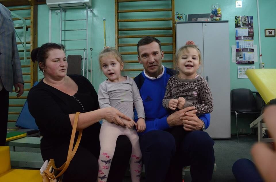 Шевченко совершил трогательный поступок перед матчем сборной Украины: фотофакт