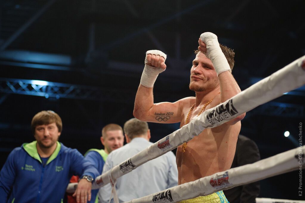 Непереможний український боксер здобув найважчу перемогу в кар'єрі - відео бою