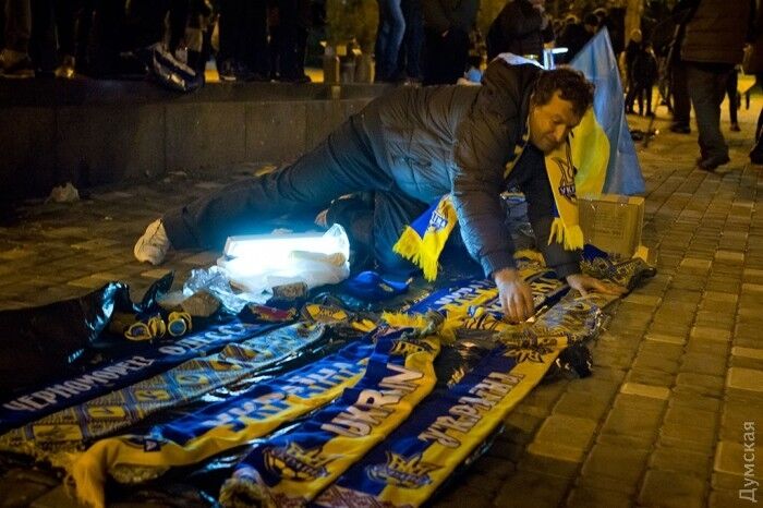 Футбольні фанати з усієї України пройшлися по Одесі маршем єдності
