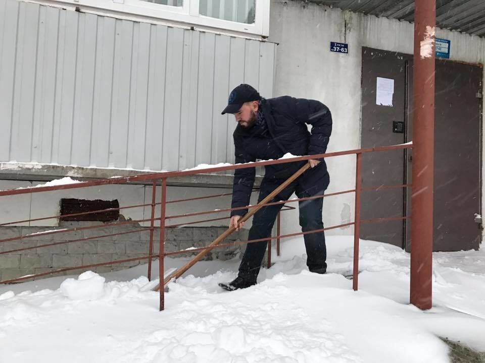 Нардеп Лозовий зажадав від мера Рівного відзвітувати про прибирання снігу в місті 
