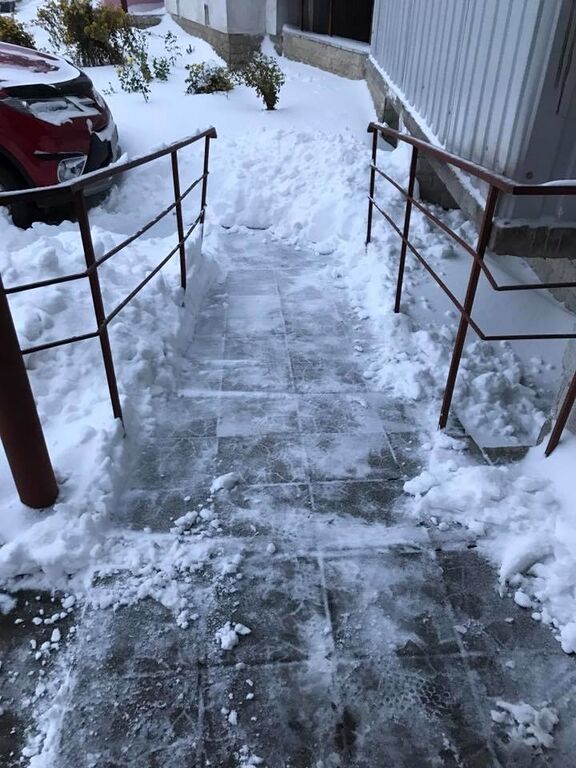 Нардеп Лозовий зажадав від мера Рівного відзвітувати про прибирання снігу в місті 