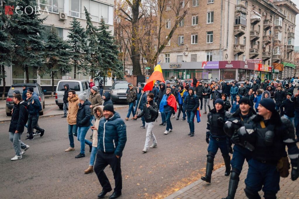 Молдова взорвалась протестами и отказалась признавать нового президента. Опубликованы фото и видео