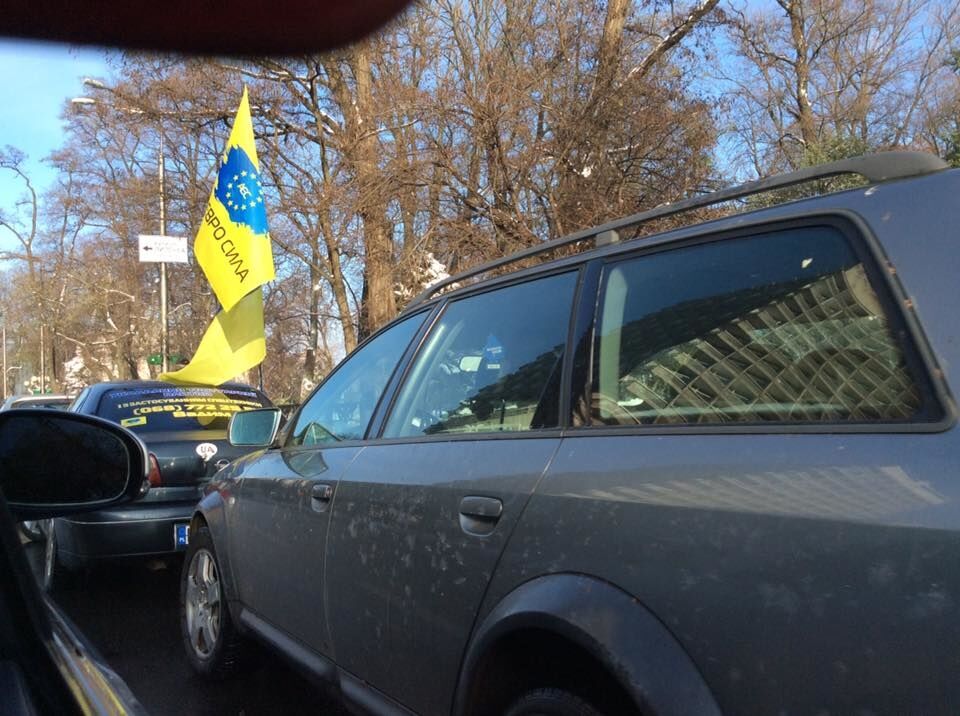 Геращенко о "протестах" перед Радой: проплаченное бесстыдство с претензией на Майдан. Опубликованы фото