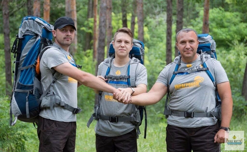 1100 км вздовж Дніпра: троє мандрівників із Києва пройшли пішки від Чернігова до Херсона