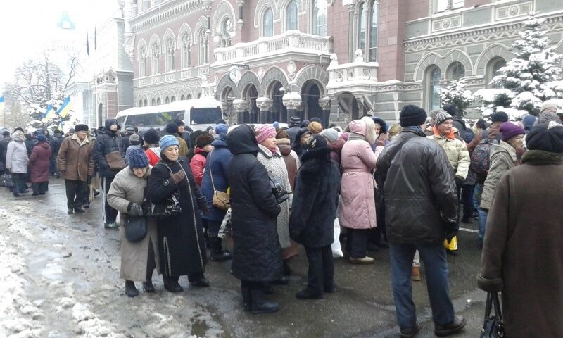 В Киеве завершился второй день протестов: все подробности, фото, видео