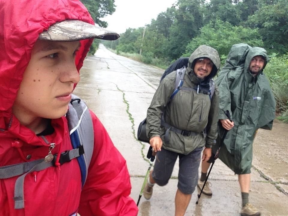 1100 км вздовж Дніпра: троє мандрівників із Києва пройшли пішки від Чернігова до Херсона