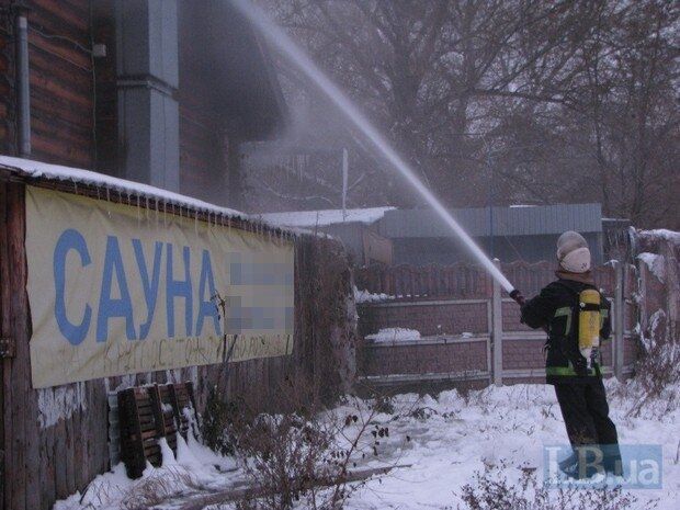 Отлично зажгли: в Киеве едва не сгорел стриптиз-клуб