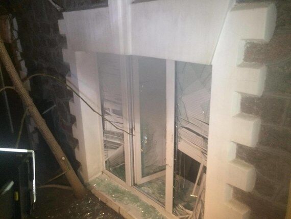 У Києві "потрощили" і підпалили офіс Медведчука та "Сбербанк"
