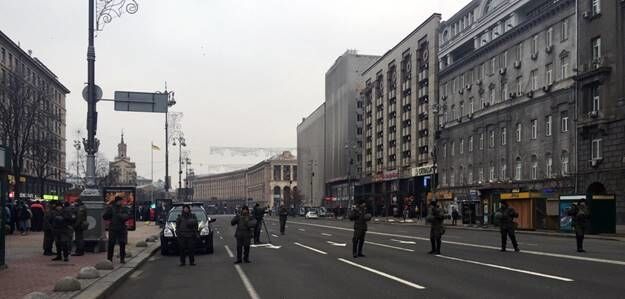 У Києві відзначають річницю початку Євромайдану: хроніка мітингів, фото і відео