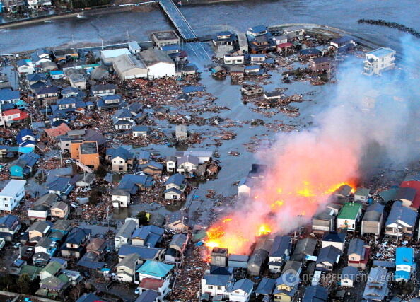 Серия землетрясений в Японии: в сети вспомнили разрушительную катастрофу 2011 года. Опубликованы фото 