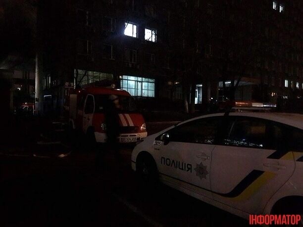 У Києві спалахнула сильна пожежа на одній з ТЕЦ