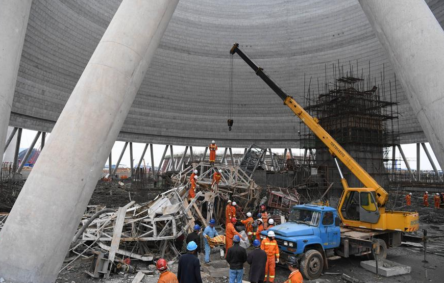 У Китаї стався обвал на електростанції: не менше 40 загиблих