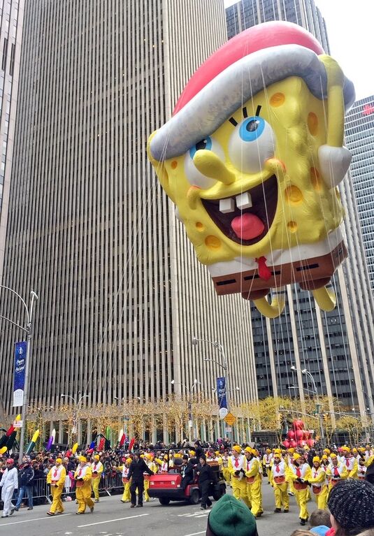 В США грандиозным парадом отметили День благодарения: опубликованы фото и видео