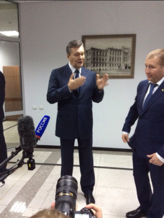 Ни сала, ни колбаски: Янукович удивил исхудавшим видом. Опубликованы фото