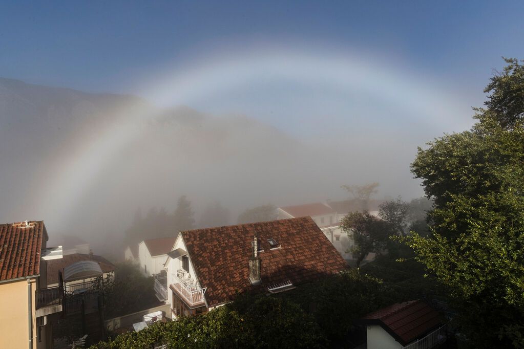 Сеть впечатлило фото бесцветной радуги