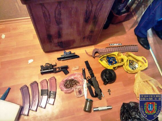 Грозил взорвать гранату: на Одесщине задержали пьяного военного с боеприпасами
