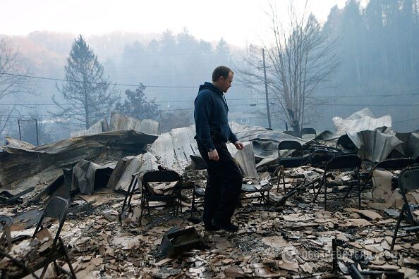 Справжнє пекло: у мережі з'явилися вражаючі фото і відео вигорілого міста у США