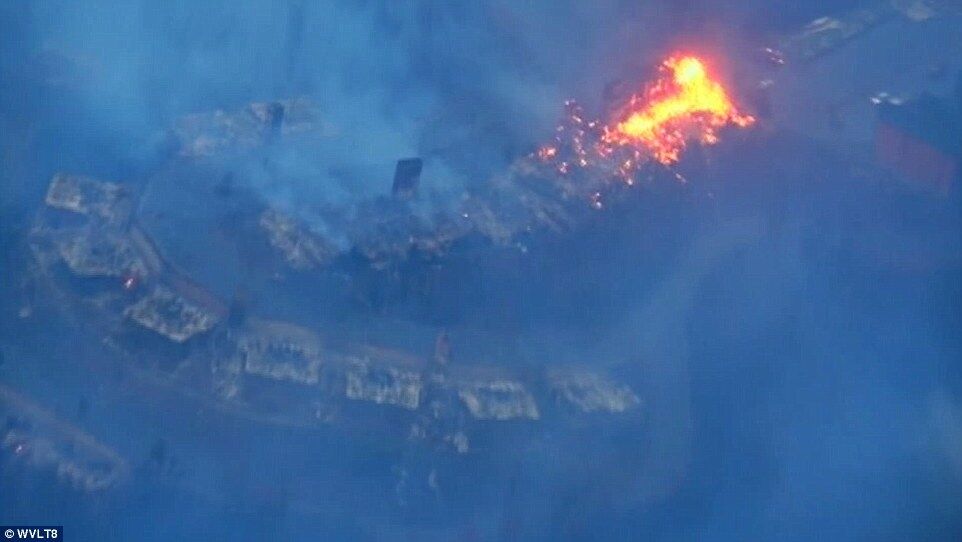 Справжнє пекло: у мережі з'явилися вражаючі фото і відео вигорілого міста у США