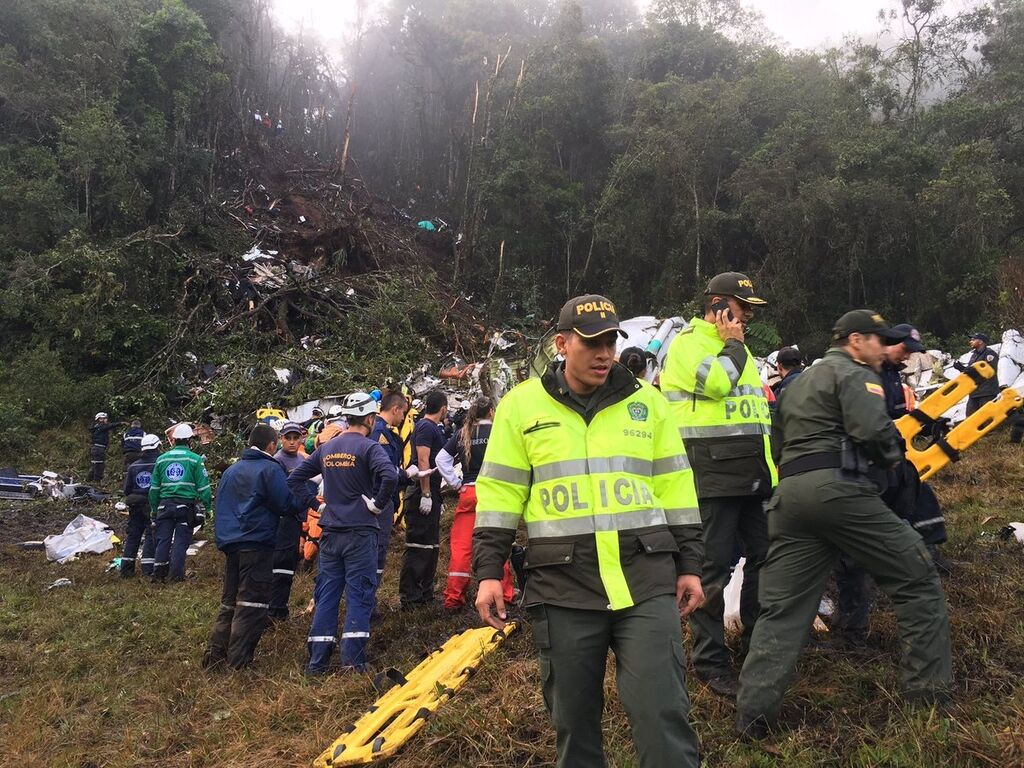 Гора с обломками: появились новые шокирующие фото разбившегося в Колумбии лайнера