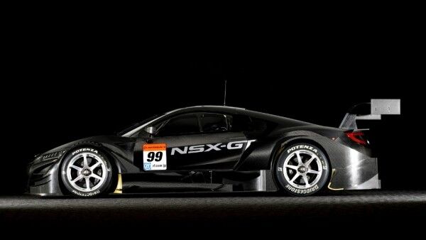 Honda NSX-GT: японцы подготовили для гонок 600-сильный суперкар