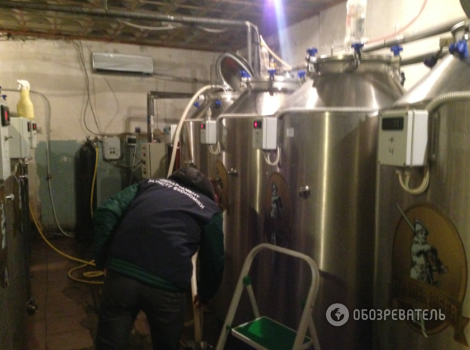 В Киеве накрыли цех по производству "паленого" пива: опубликованы фото