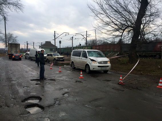 Бросили умирать в багажнике: на Харьковщине произошло жуткое ДТП. Фотофакт