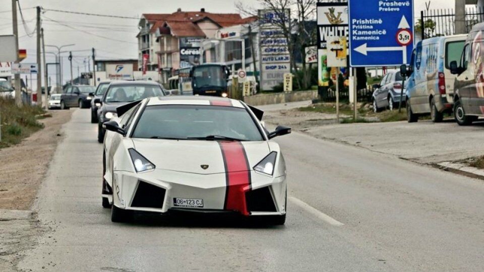 В Косово местный умелец построил в гараже копию Lamborghini: фото