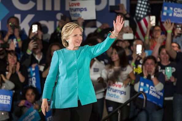 "Последний шанс" и "момент истины": Клинтон и Трамп провели заключительные митинги перед выборами