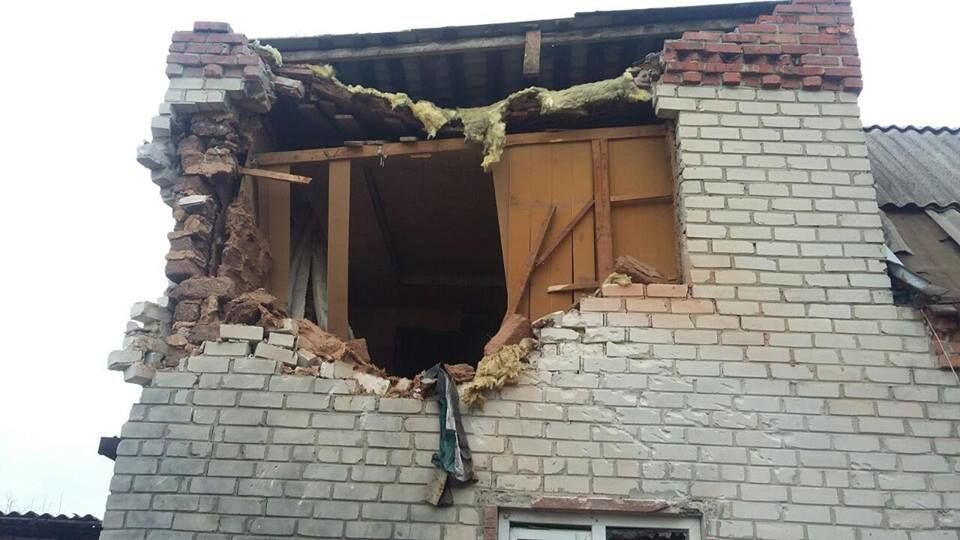Аброськин показал последствия обстрела террористами Торецка и Красногоровки. Опубликованы фото