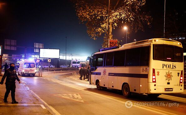 Кровавые теракты в Стамбуле: 38 погибших, больше 160 раненых