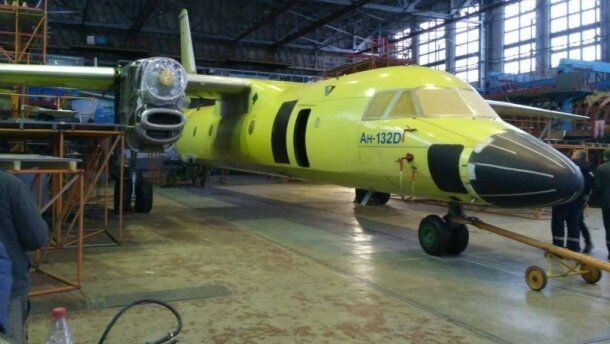 "Красивая птичка": в сети появились фото нового украинского самолета Ан-132D