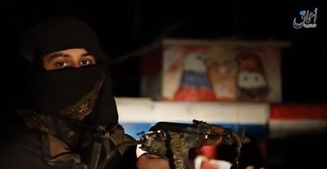 Боягузливо втікли: путінські вояки залишили терористам ІДІЛ у Пальмірі арсенал зброї