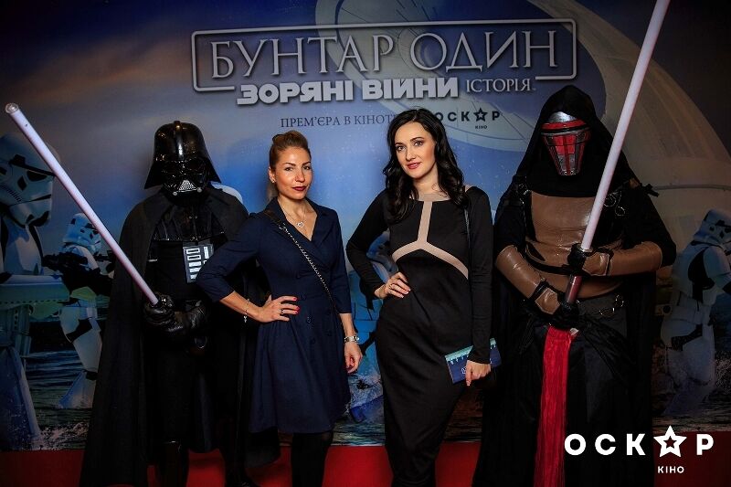 Джамала с женихом, Ступка и актеры "Квартала 95" первыми увидели новые "Звездные войны"