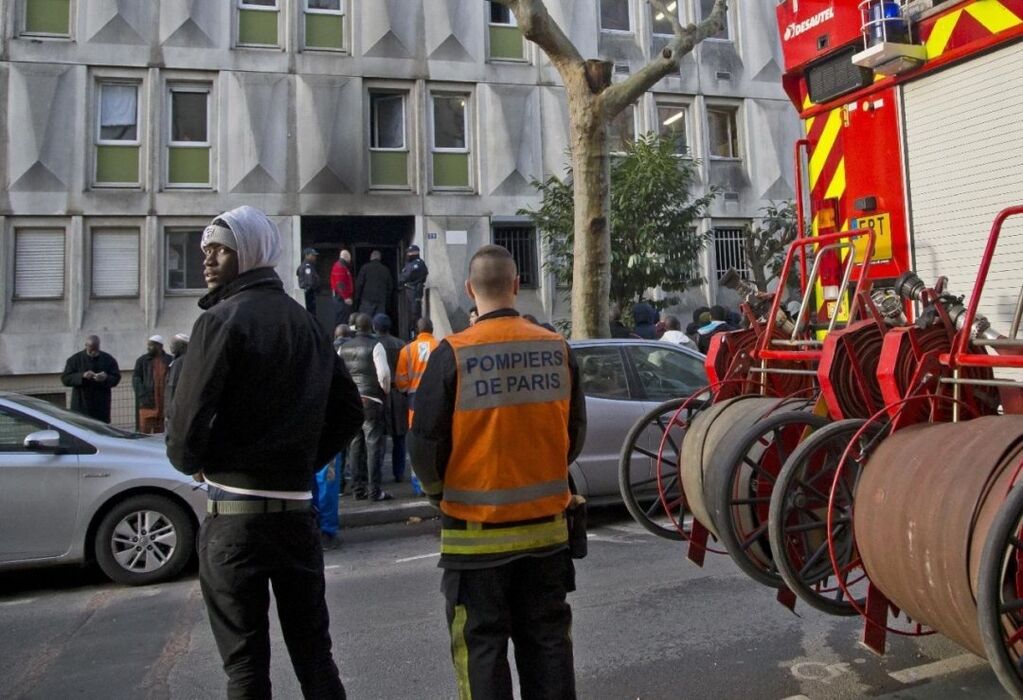 Пожар во французском центре для мигрантов: есть погибший