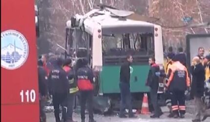 У Туреччині вибухнув автобус із військовими: десятки жертв і постраждалих