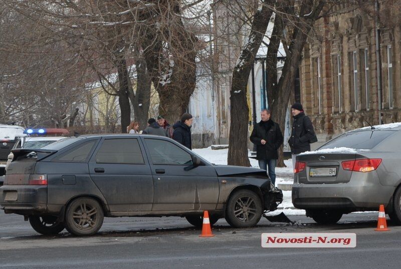 Відома волонтер спровокувала аварію в Миколаєві