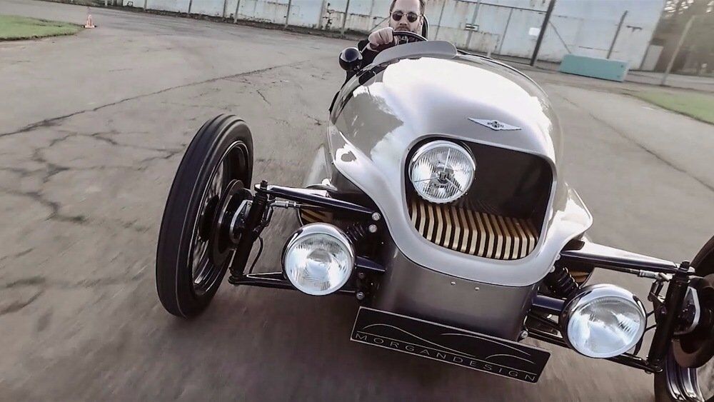 Morgan EV3: запущен в серию электрический трицикл стоимостью $68 тыс.