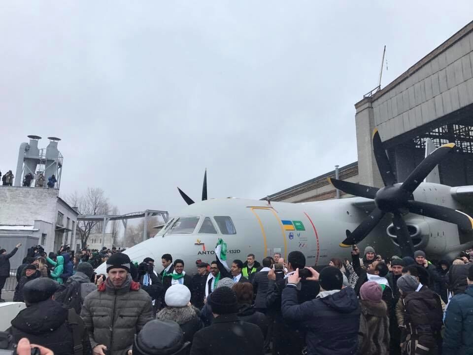 "Антонов" представив новий літак: з'явилися приголомшливі фото і відео